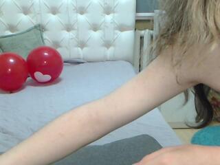 Tina Ryder webcam model stream image