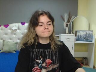 Tina Ryder webcam model stream image