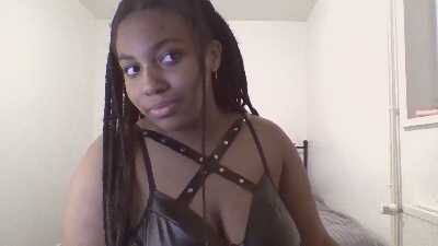Deesse_Laura webcam cam4 model stream image