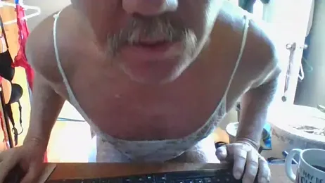 Daremeknot webcam model stream image