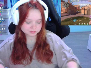 AlinaAdams webcam model stream image