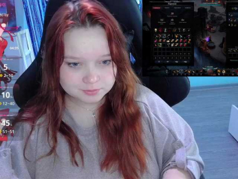 AlinaAdams webcam model stream image