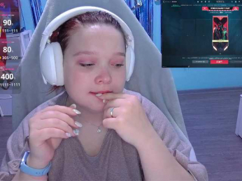 AlinaAdams webcam model stream image