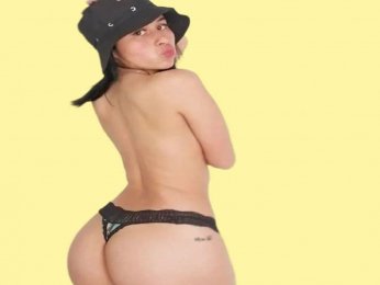 KloeMoe webcam model stream image