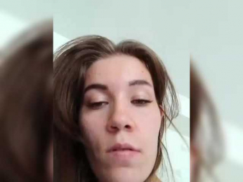 Dianae webcam model stream image