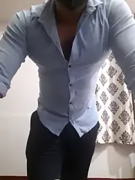 Guyinformal webcam model stream image