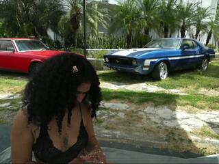 Island Girls webcam model stream image