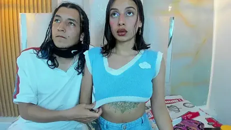 Bellaandvestiacs webcam model stream image