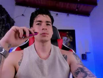 liamwyatt_ webcam model stream image