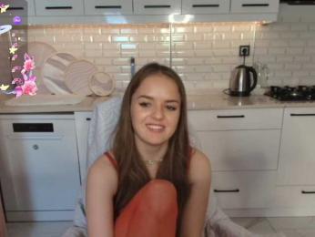 Lunaaaura webcam bongacams model stream image