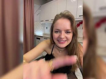 Lunaaaura webcam bongacams model stream image