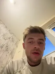 m19lonely webcam model stream image