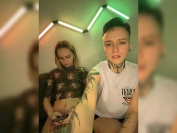 SweetsDuo webcam model stream image