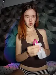 Teya_New webcam model stream image