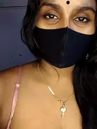 Hotty-rimi webcam model stream image