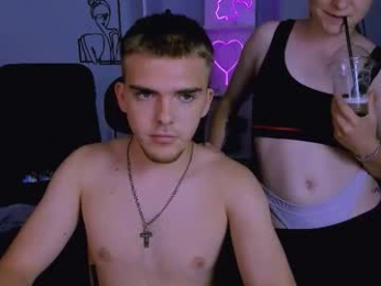 adam_art webcam model stream image