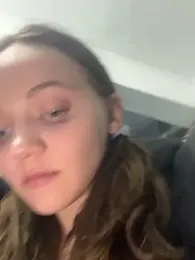 TheYourL webcam model stream image