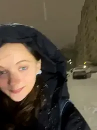 TheYourL webcam model stream image