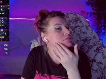 GloriaGrays webcam model stream image