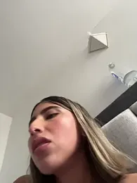 Ameellie webcam model stream image