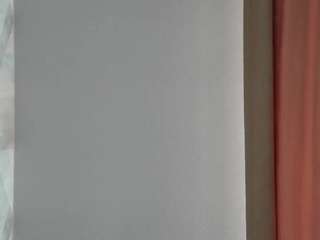 etsukopreheim webcam model stream image
