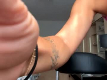 squirt_bunny77 webcam chaturbate model stream image