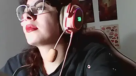 Owly_bloom webcam model stream image