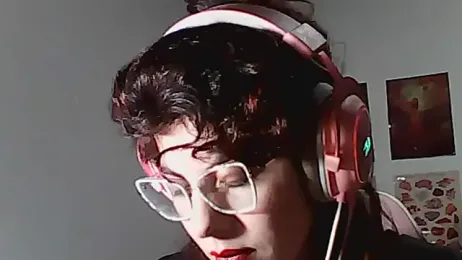 Owly_bloom webcam stripchat model stream image