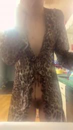 Firsttime_freak webcam model stream image