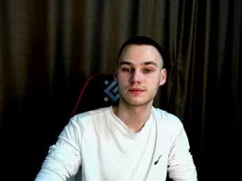 robert10211 webcam chaturbate model stream image