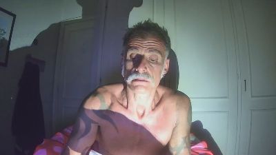 mrlocoi webcam model stream image