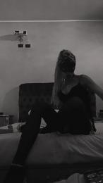 HotManenki_girl webcam model stream image