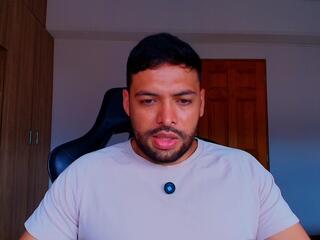 Jerome V webcam model stream image