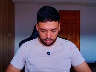Jerome V webcam model stream image