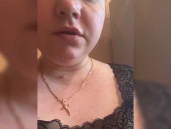 KiraMalina webcam model stream image