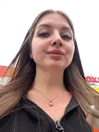 KrisMagnoly webcam model stream image
