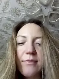 KattyLuuu webcam model stream image