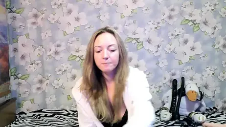 KattyLuuu webcam model stream image