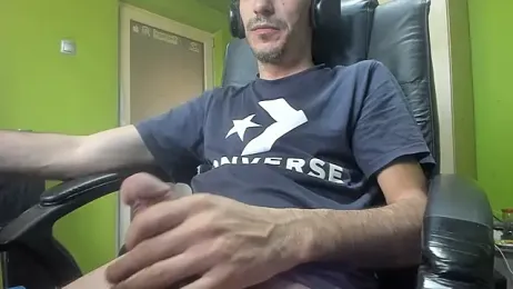 BigCumShoot webcam stripchat model stream image