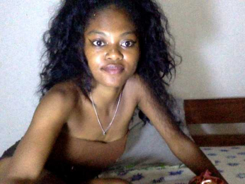 Laluna2 webcam model stream image