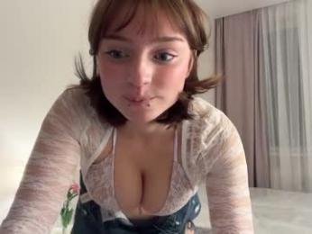 _floret_joy_ webcam model stream image