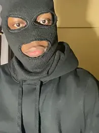blackk44- webcam model stream image