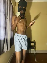 blackk44- webcam model stream image