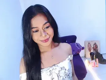 SerenityFoxx webcam stripchat model stream image