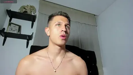 kevin_ahss webcam stripchat model stream image