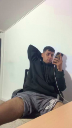 Unpipe webcam model stream image