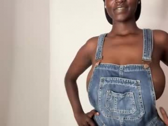 betty_fire_ webcam model stream image