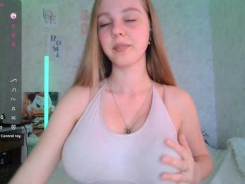 ViviVivienne webcam model stream image