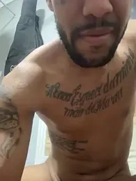Novinhofalcon webcam model stream image