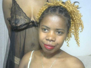 Twinsexgirl webcam model stream image